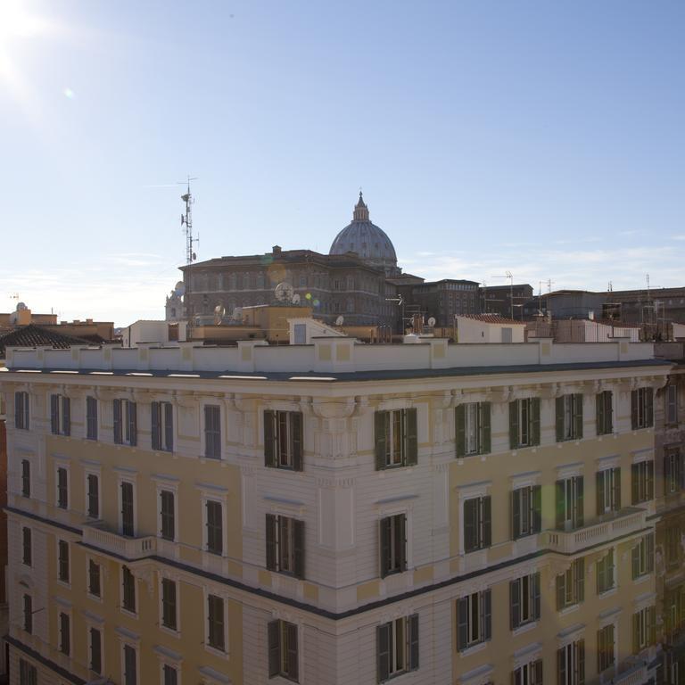 Da Angela Al Vaticano * Roma